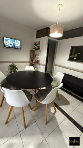 Casa en venta, 3 departamentos y monoambiente, Larrea 1200