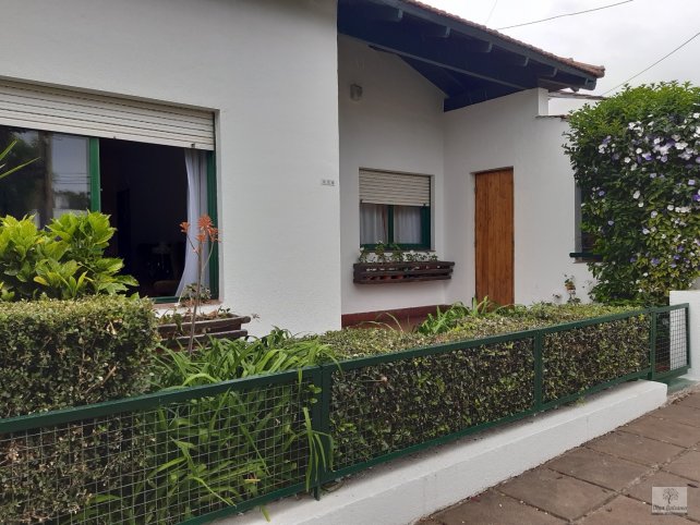 Casa 4 dorm, 125m² en Barrio Falucho con garage