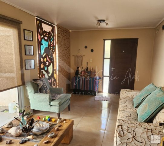 Casa 3 dorm, 80m² con oficina y garage - Magallanes 200