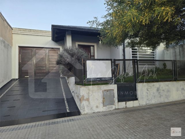 Casa 3 dorm, 80m² con oficina y garage - Magallanes 200