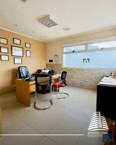 Casa 2 dorm, 110m² con garage — Juncal 373