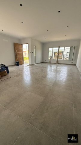 Casa a estrenar en venta, 2 dorm, 1 baño, Pasaje del Lago