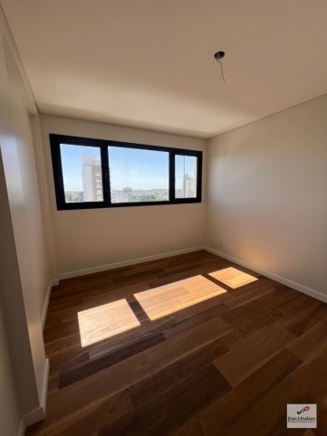 Depto 2 dorm, 104m² con cochera — Alem y Mitre