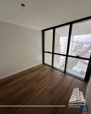 Depto 2 dorm, 83m² con cochera y balcón — Alem y Mitre
