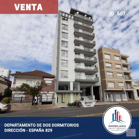 Depto 2 dorm, 106m² en el centro — España 829