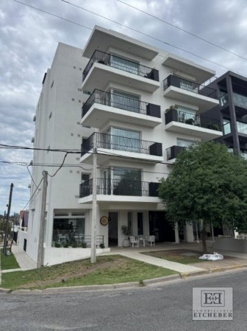 Depto 2 dorm, 96m² con cochera — Av. Brasil