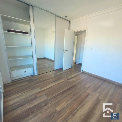 Depto 2 dorm, 90m² con cochera — Paz 300