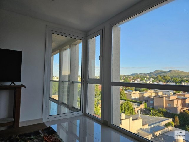 Depto 2 dorm, 100m² con cochera — Maipú