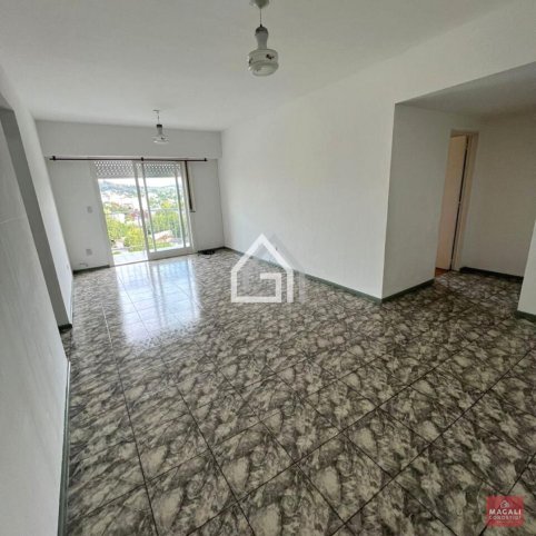 Depto 4 dorm, 100m² con cochera — Alberdi 1000