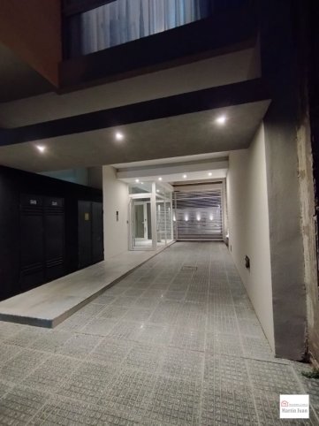 Depto 2 dorm, 81m² con cochera y balcón — Balcarce