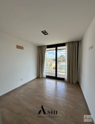 VENTA DEPARTAMENTO 2° y 3er PISO | AV. BRASIL 148