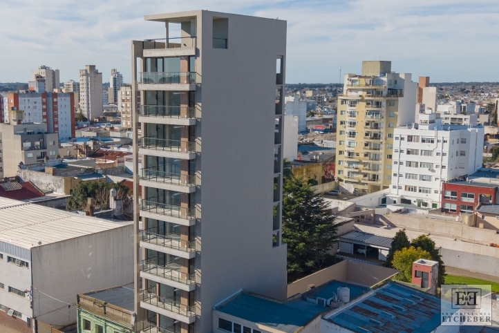 Departamento en venta 1 dorm, 47m² con cochera — Rodriguez 300