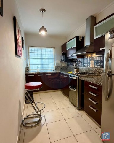 Casa 3 dorm, 200m² con garage — 4 de abril 1400