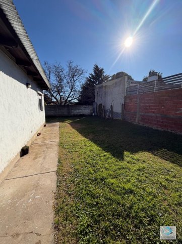 Departamento de 1 dormitorio con patio en alquiler