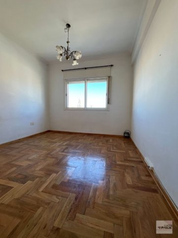 Depto céntrico 2 dorm, 70m² con cochera — 9 de julio 455