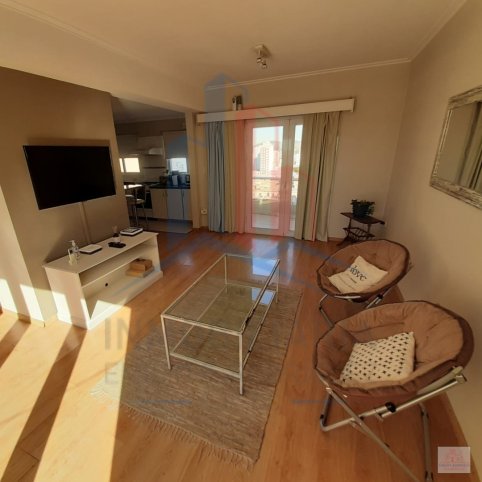 Depto 1 dorm, 78m² en último piso con excelente vista — Alem al 700