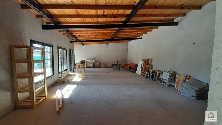 Quinta en construcción de 180m² con 3 dorm, 3 baños y pileta — La Merced 2150