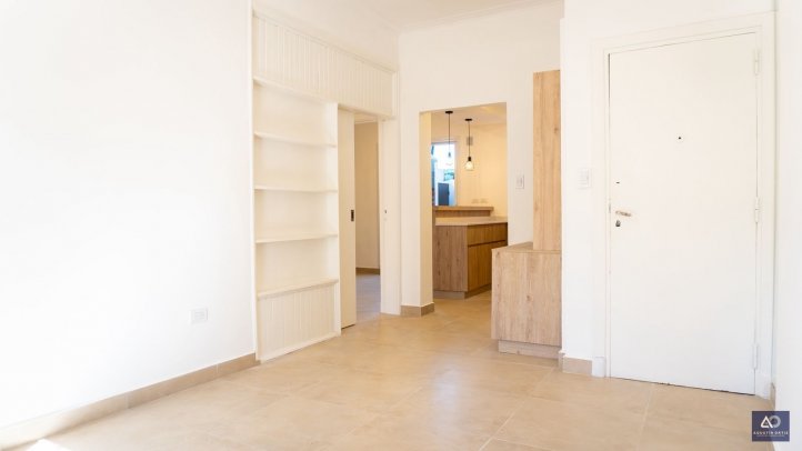 Depto en Venta 50m² 1 dorm, 1 baño, planta baja con patio — 14 de julio 592