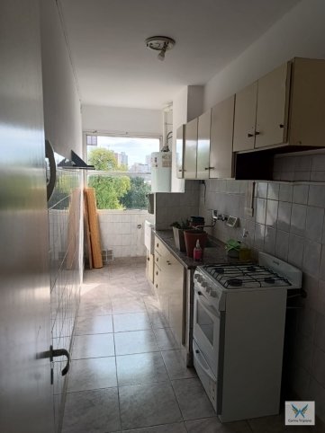 Departamento en venta 3 dorm, 80m², 3er piso sin cochera — Centro