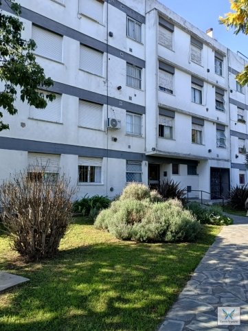 Departamento en venta 3 dorm, 80m², 3er piso sin cochera — Centro