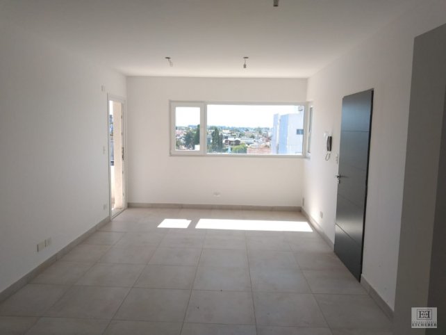 Depto 1 dorm en Roca 160, con cochera
