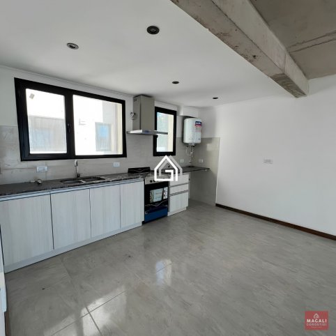 Departamento 2 dorm, 72m² — Alsina 1300