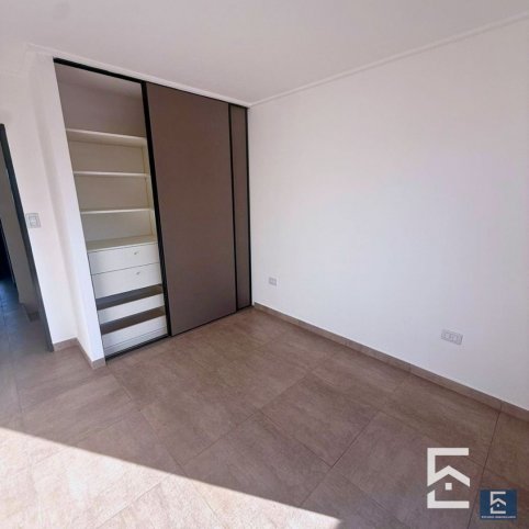 DUPLEX A ESTRENAR EN VENTA 14 de Julio 1400