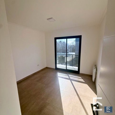 DUPLEX A ESTRENAR EN VENTA 14 de Julio 1400