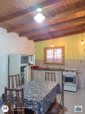 Casa 1 dorm, 60m² con garage — Av. Actis