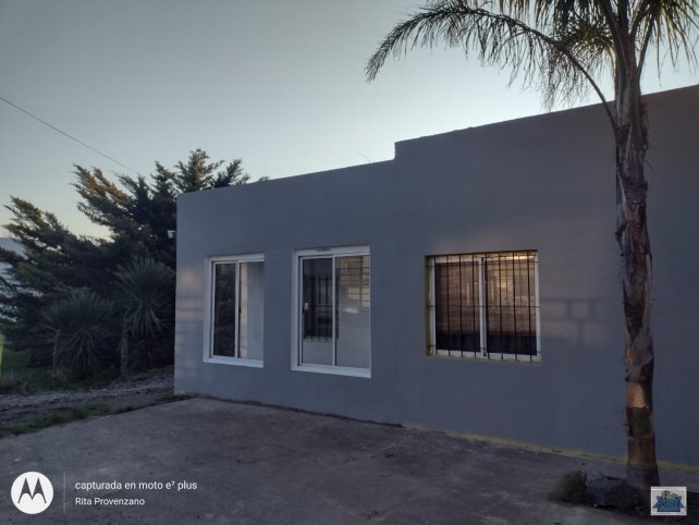 Casa 1 dorm, 60m² con garage — Av. Actis