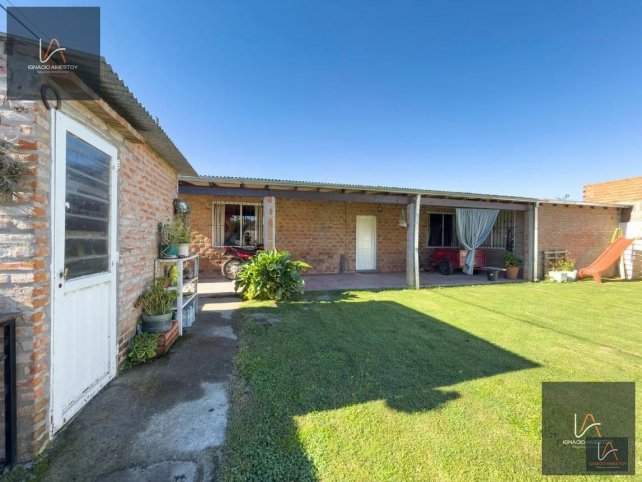 Casa en Venta en La Blanca y Pje. Sans Souci, 160m², 3 dorm, 2 baños
