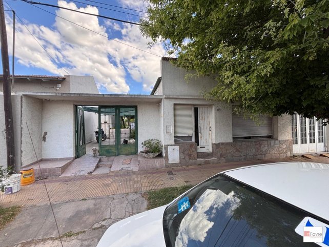 Casa en venta 1 dorm, 90m² en Villa Italia