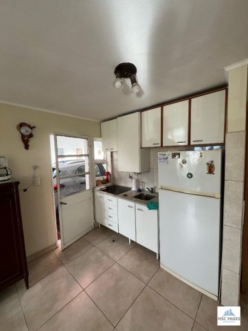 Casa 2 dorm, 150m² con garage — Corrientes 600