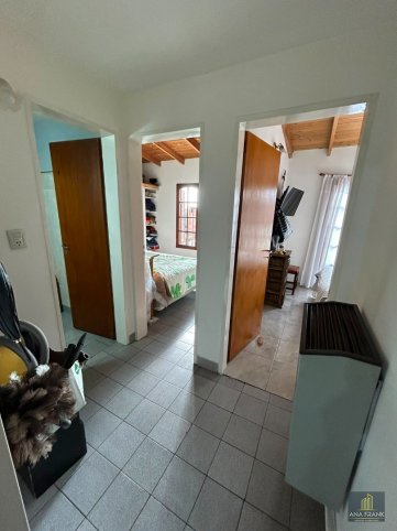Casa en venta sobre Dhers al 100, 2 dorm, 1 baño, lote 150m²