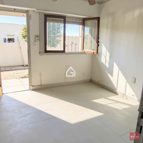 Casa con LOCAL EN VENTA Ugalde 2100, Tandil