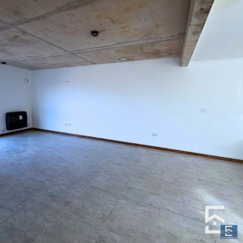 Departamento en Alquiler Alsina 1300, 2 dorm, 1 baño