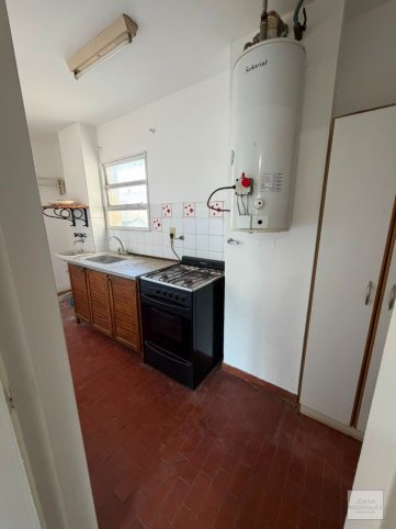 Departamento 2 dorm, 50m² con cochera — 14 de julio 456