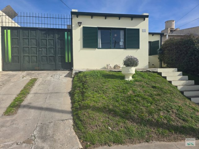 Casa 2 dorm, 54m² en Barrio Pro Casa 4 — Apta crédito