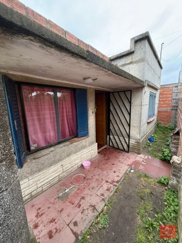 Casa 2 dorm, 50m² en Muñiz