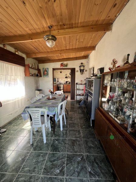 Casa 2 dorm, 75m² en lote de 10x50 — Nigro 1951