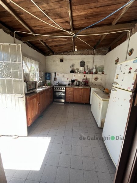 Casa 2 dorm, 75m² en lote de 10x50 — Nigro 1951
