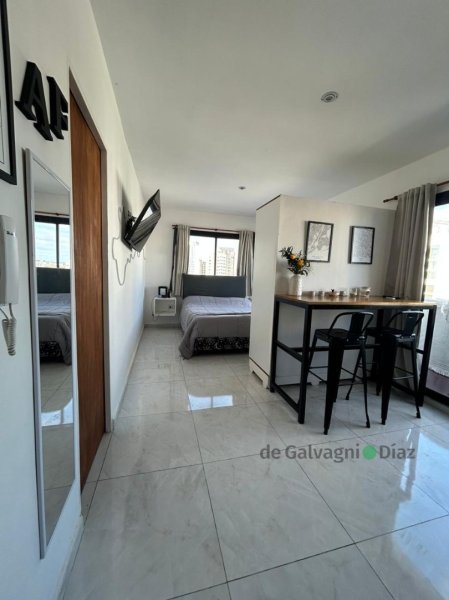 Depto monoambiente 25m² con balcón en pleno centro
