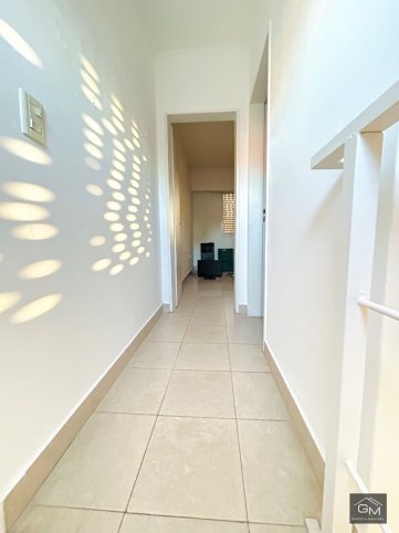 Depto en Venta 1 dorm, 45m² con cochera — Colombia 1200