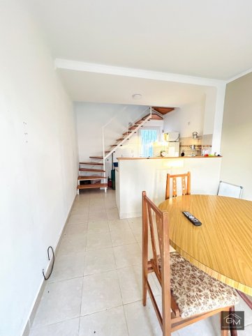 Depto en Venta 1 dorm, 45m² con cochera — Colombia 1200