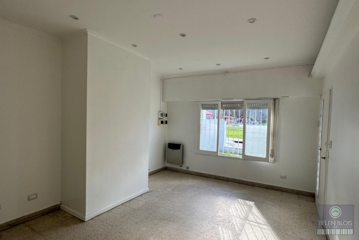 Casa 4 dorm, 174m² con garage — Maipú al 1000