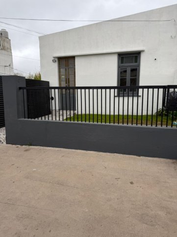 Casa 2 dorm, 60m² en Uriburu 1627