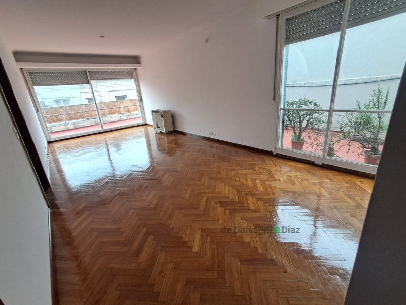 Depto 3 dorm, 110m² en alquiler — Centro