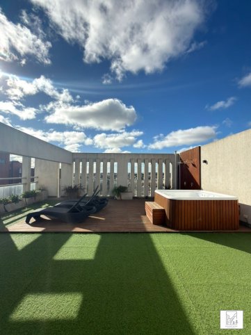 Depto 2 dorm, 90m² con cochera y gimnasio — Centro