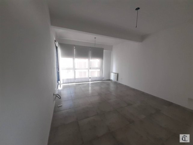 Depto 2 dorm, 60m² en Chacabuco 565 con cochera — Segundo piso