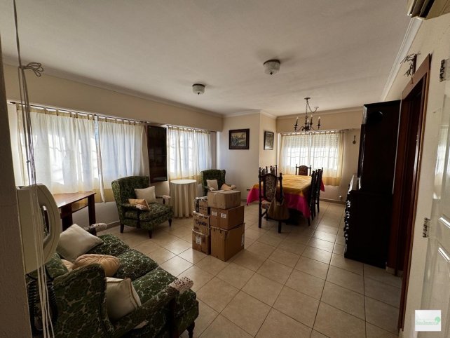 Depto 2 dorm, 70m² amueblado en Garibaldi — Semicéntrico